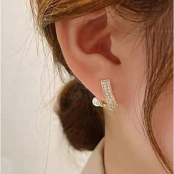 Jewelry - 3/$15 Earrings